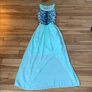 ❄️ Girl’s maxi dress